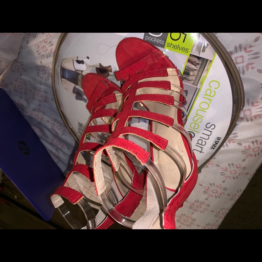 Heels - Picture 1 of 2